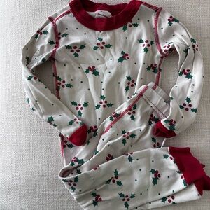 Hanna Andersson White Pajama Set with Red and Green Holly Print